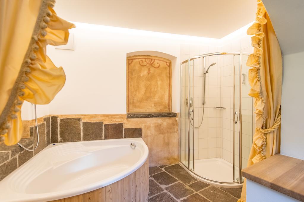 Adler Suite & Stube Villabassa Ngoại thất bức ảnh