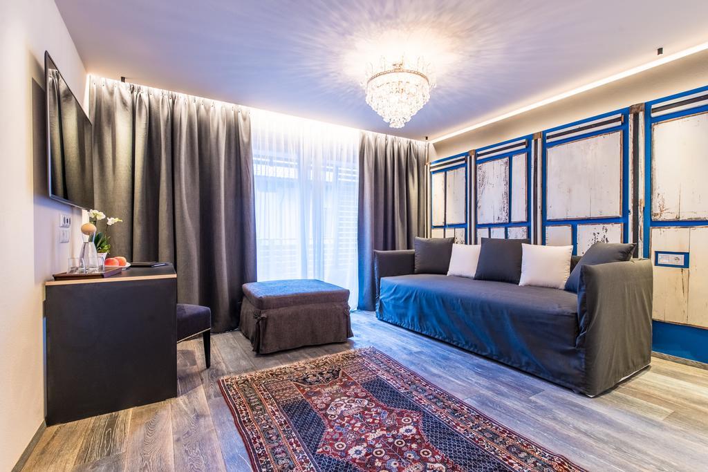 Adler Suite & Stube Villabassa Ngoại thất bức ảnh